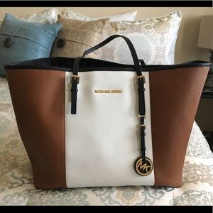 Michael Kors Tote